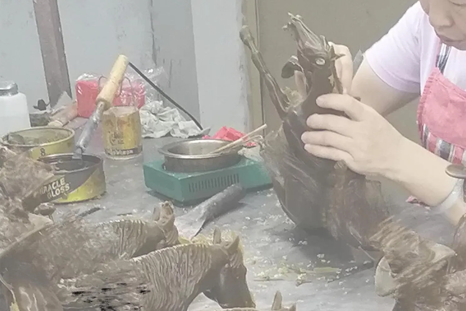 bronze-sculpture-wax-pattern-repair
