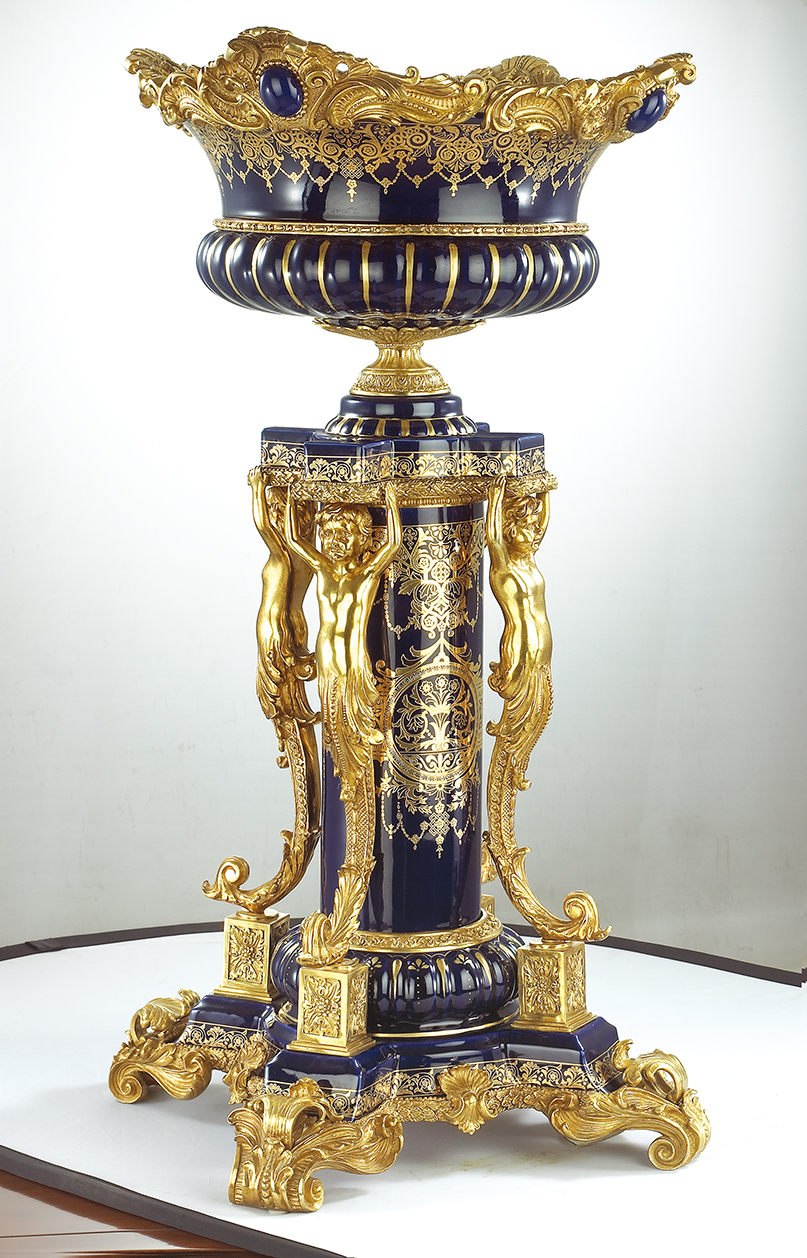 Cast brass detail