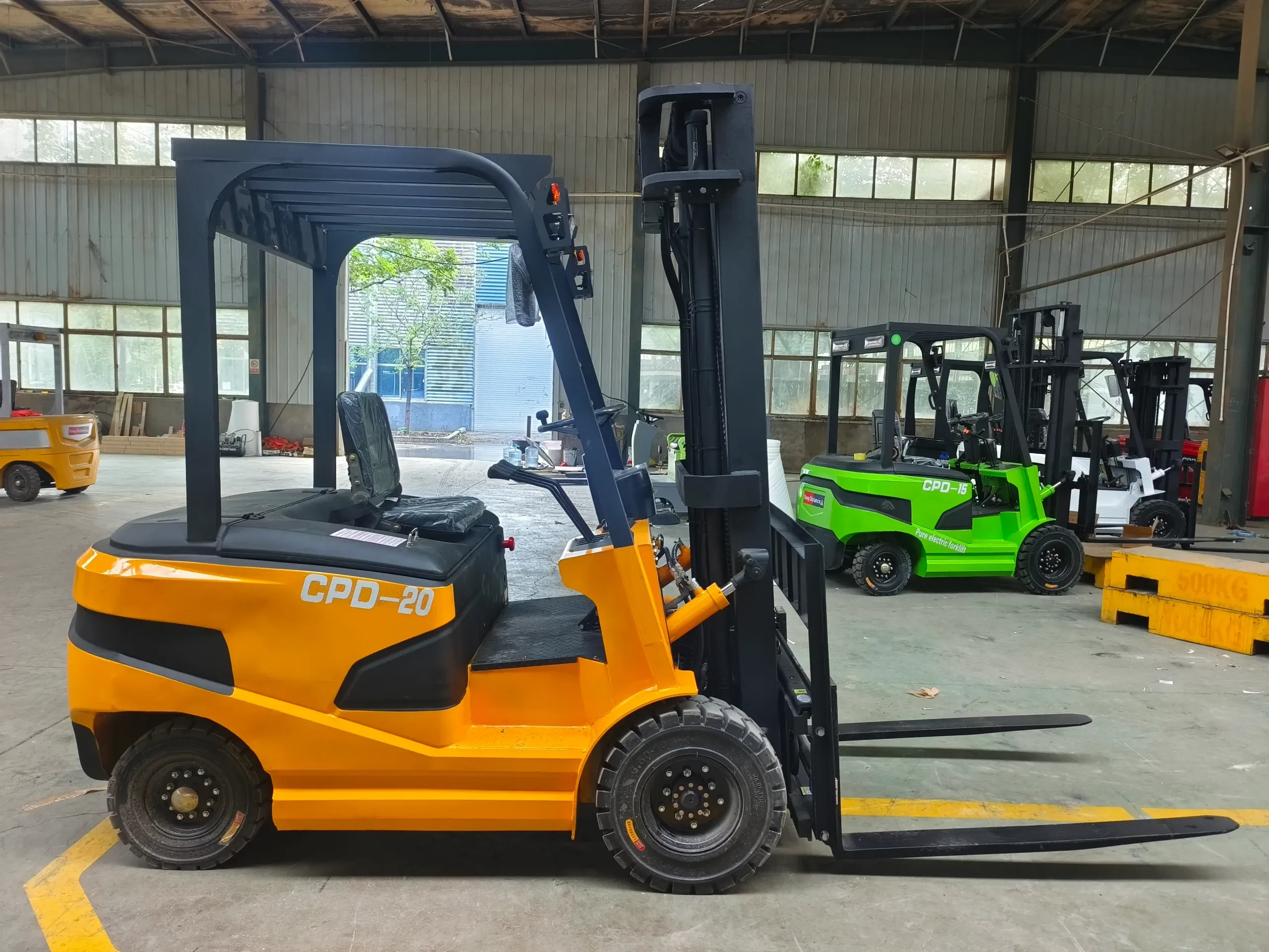 How long will an electric forklift run