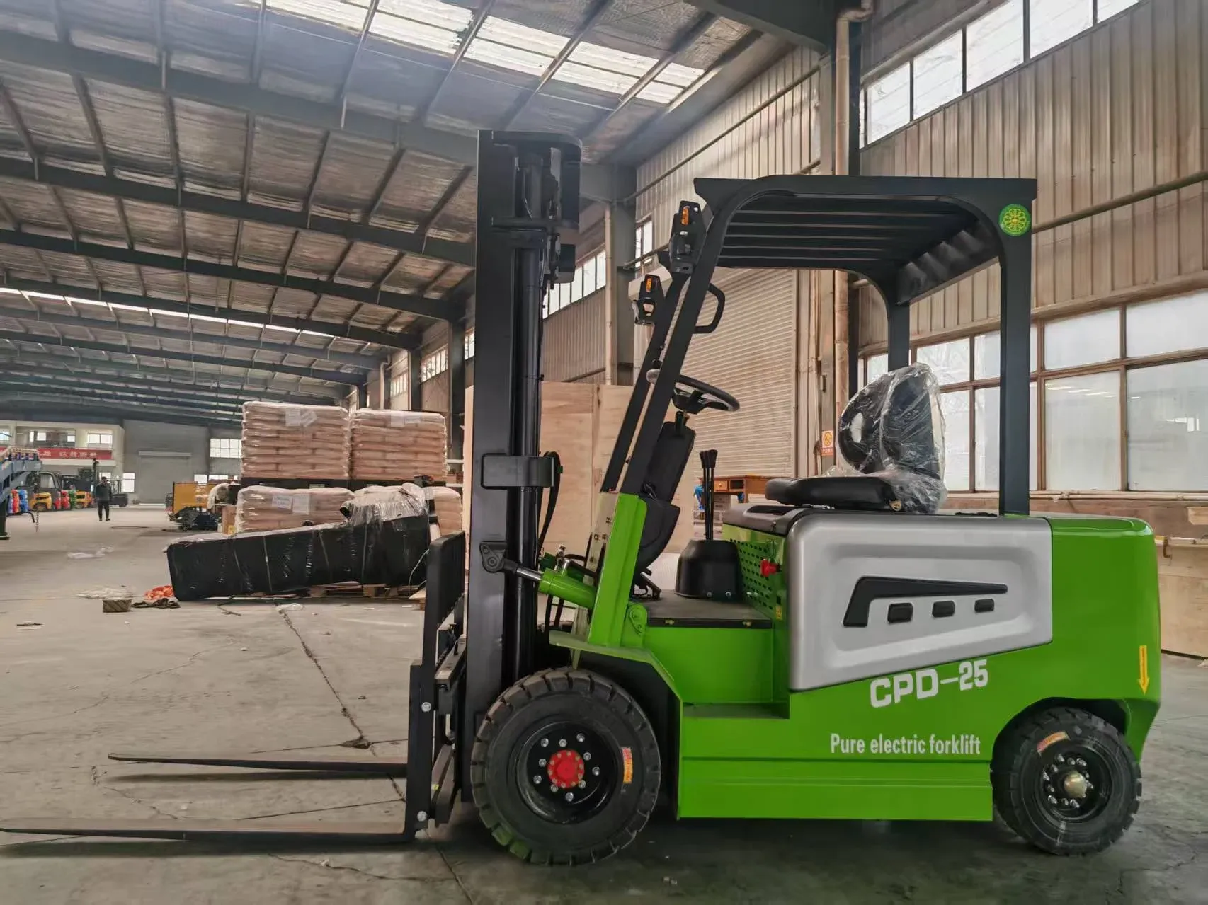 5 Common Electric Forklift Problems and How to Fix Them
