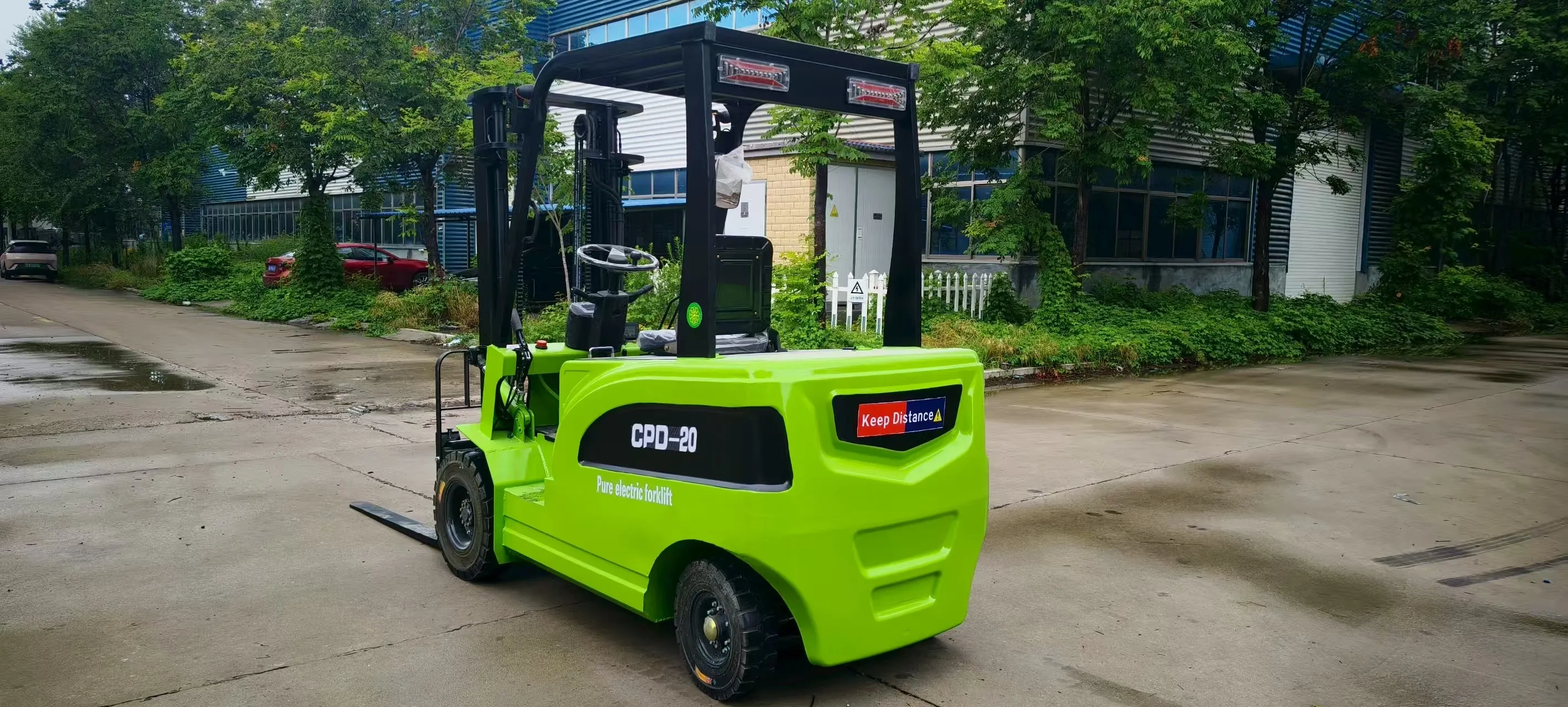 Green Electric Forklifts 1