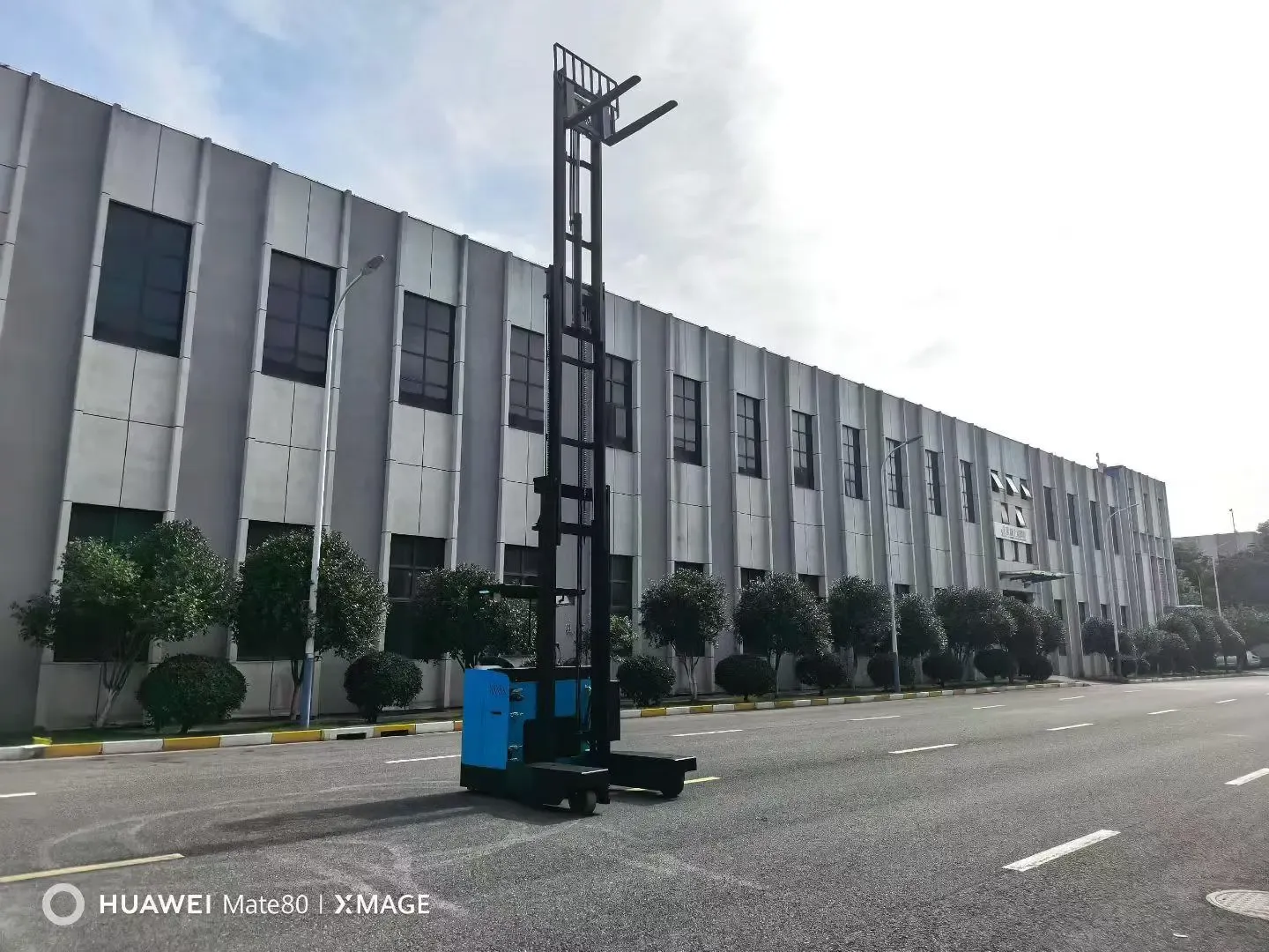 Multi Directional Reach Truck Forklift