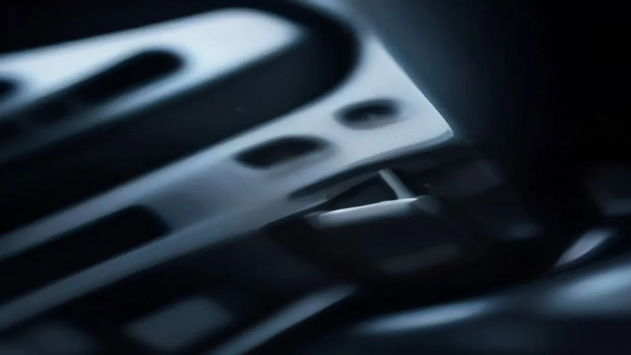 Precision lens and optical component close-up