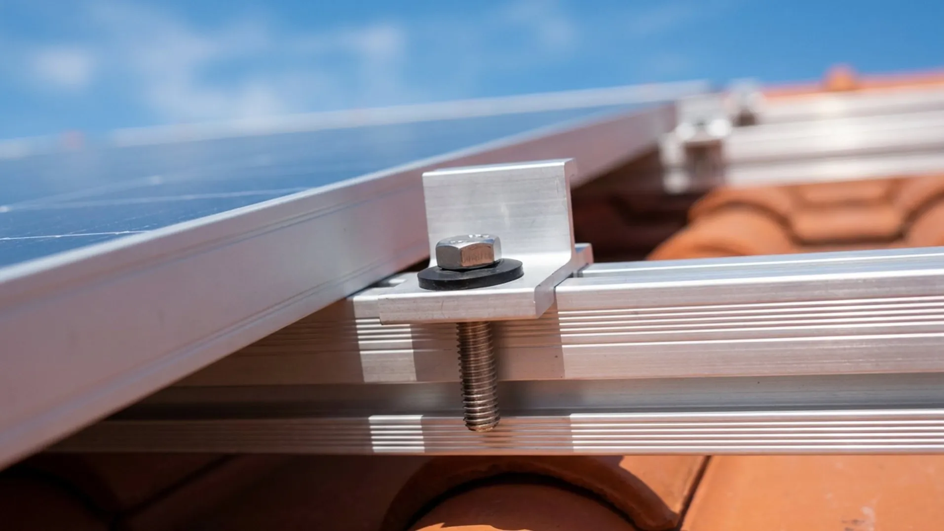scene_solar_mounting