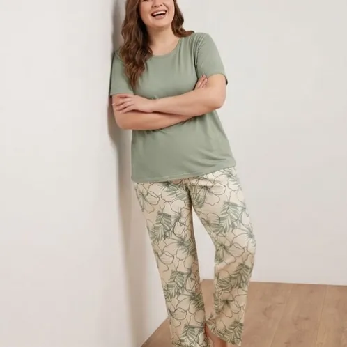 plus size short sleeve printed pajama set xlk112 front view