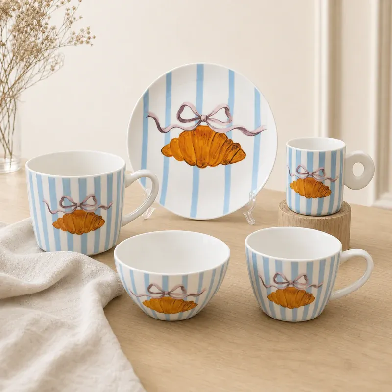 croissant-bakery-ceramic-tableware-collection