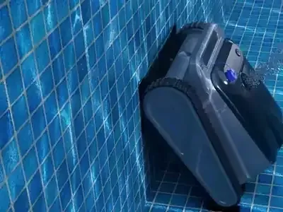 Y50S robot climbing a pool wall