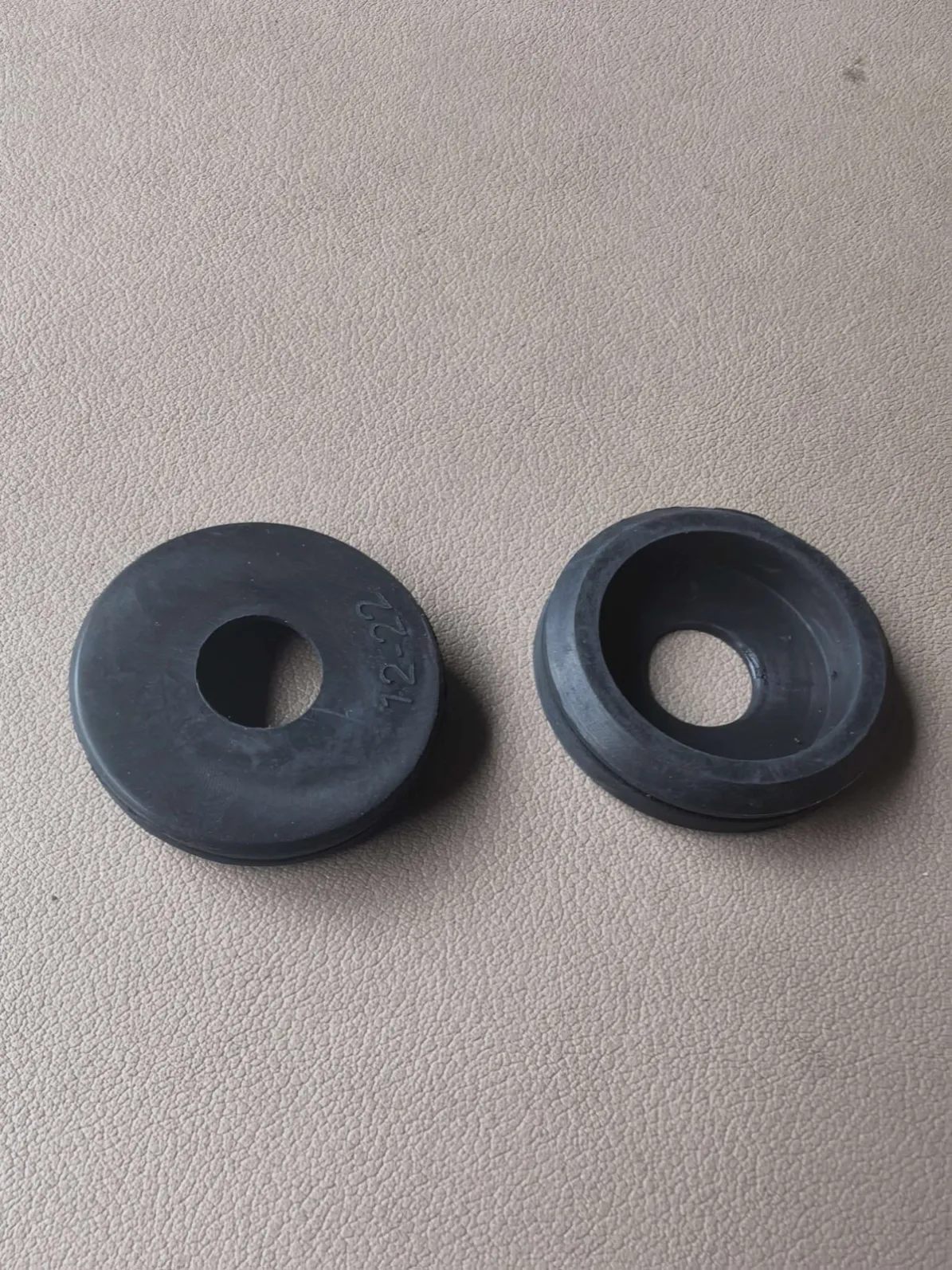 rubber-grommet-12-22
