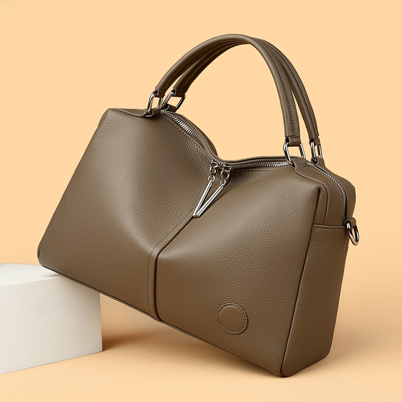 Custom Leather Hobo Bag – Soft Shoulder Bag with Zip Top (view 4) — custom leather bag manufacturing by Kaishi Bag Factory