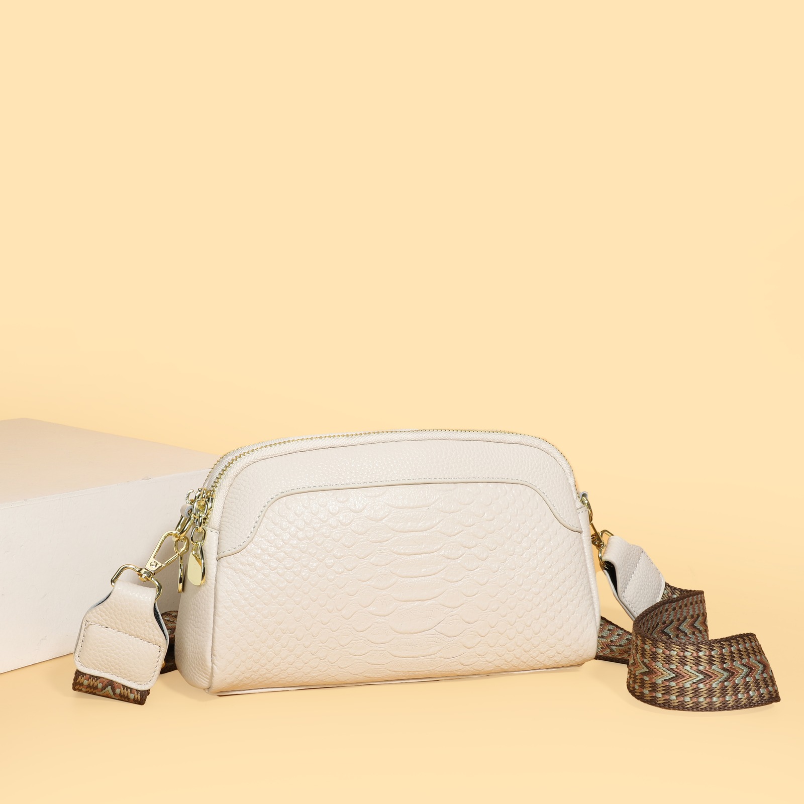 Custom Leather Crossbody Bag – Wide Woven Strap Shoulder Bag (view 3) — custom leather bag manufacturing by Kaishi Bag Factory