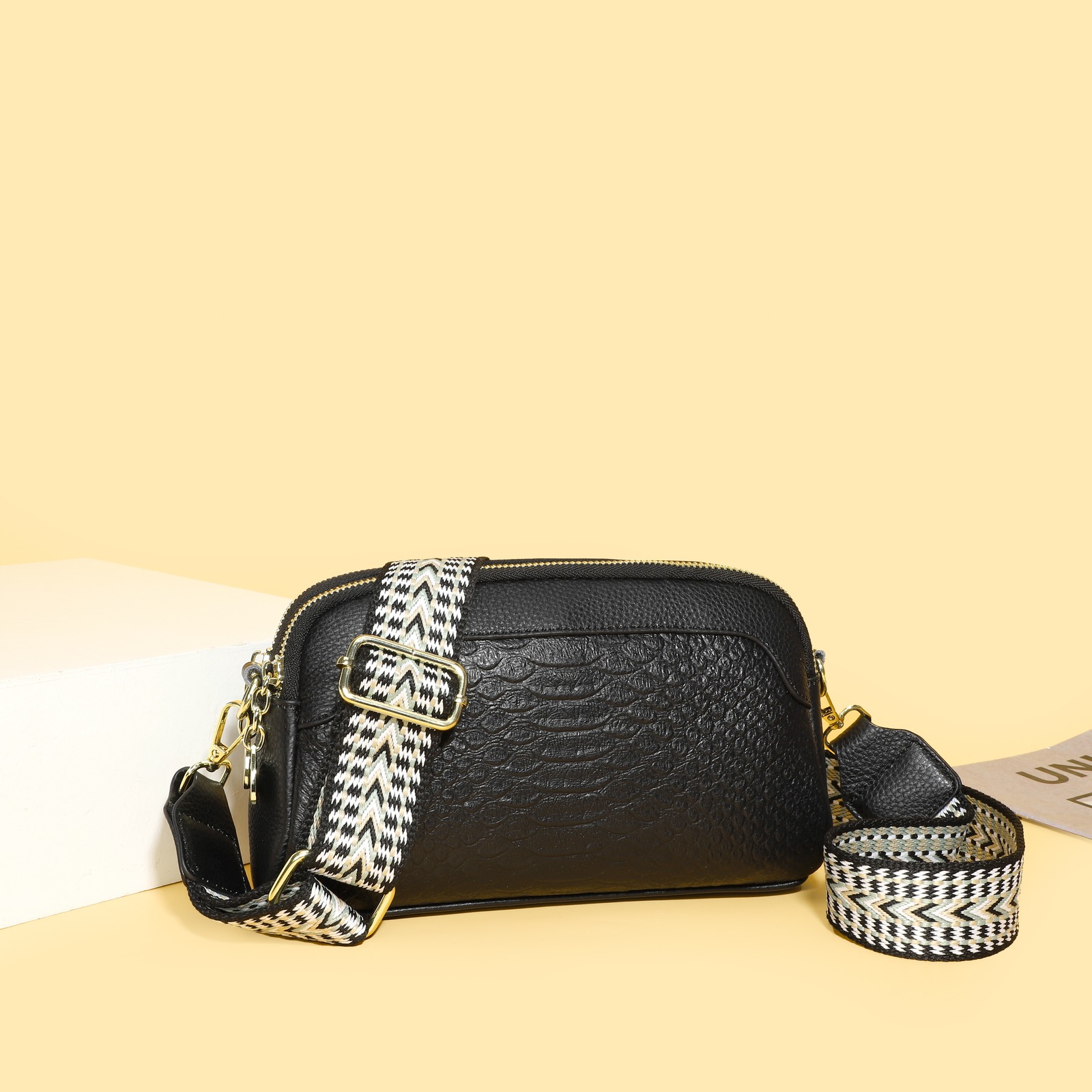 Custom Leather Crossbody Bag – Wide Woven Strap Shoulder Bag — custom leather bag manufacturing by Kaishi Bag Factory