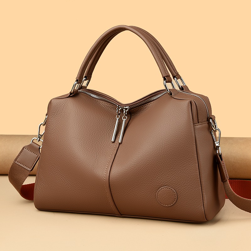 Custom Leather Hobo Bag – Soft Shoulder Bag with Zip Top (view 3) — custom leather bag manufacturing by Kaishi Bag Factory