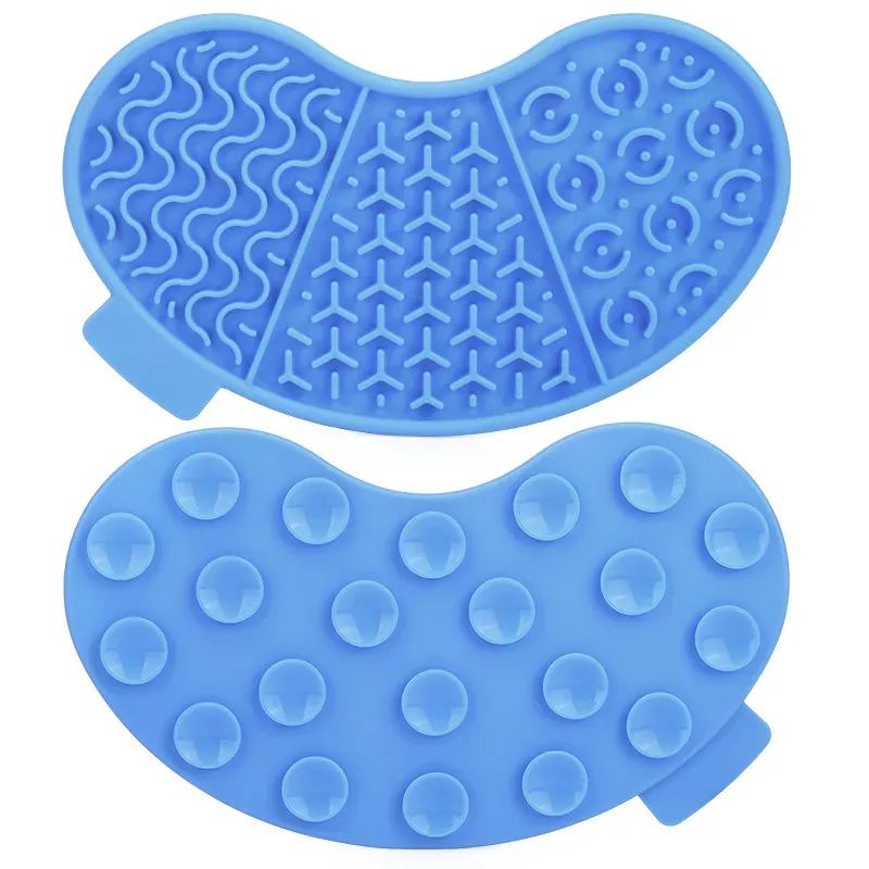 Silicone lick mat for dogs and cats with textured surfaces - blue
