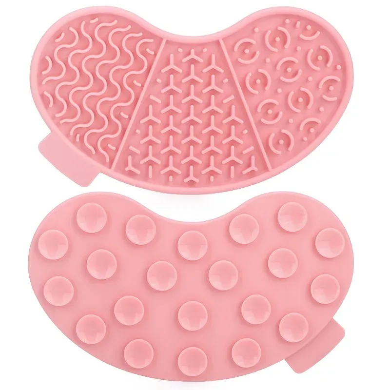 Silicone lick mat for dogs and cats with textured surfaces - pink