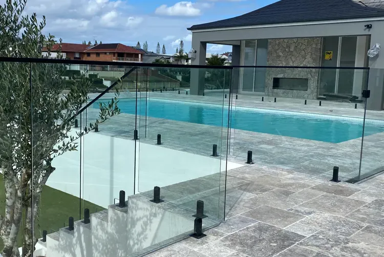 Glass-Fencing
