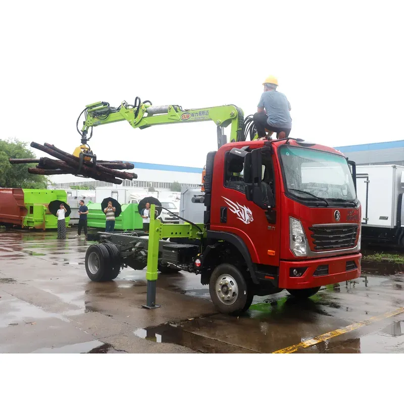 Truck-Mounted Log Grab on SINOTRUK Wangpai — 7.8 m Boom — photo 7