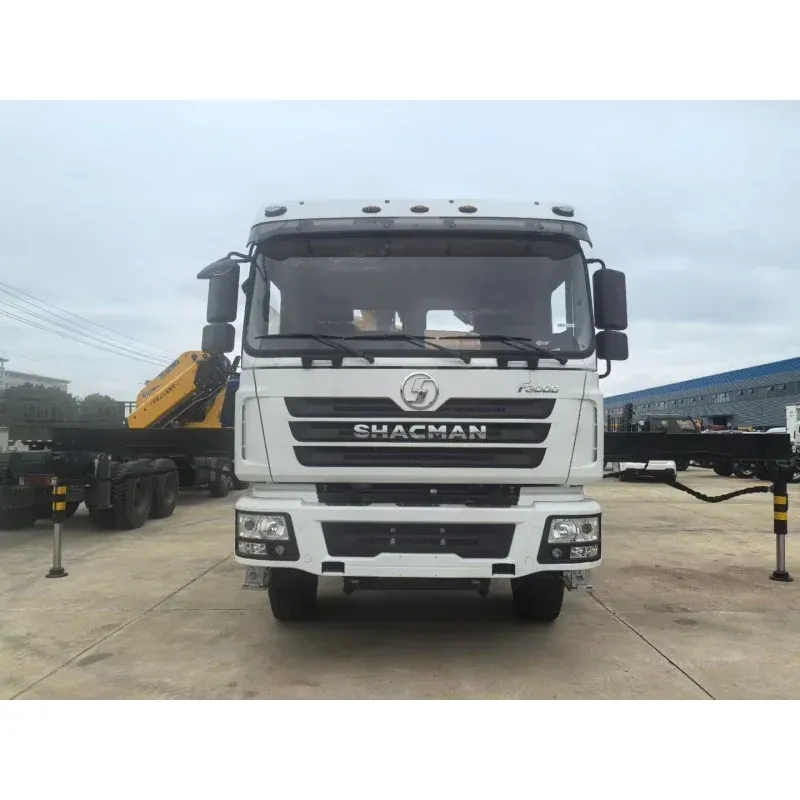 Truck-mounted crane on CLW chassis, 16T — photo 2 of 6