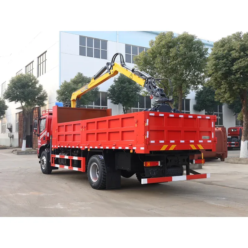Truck-Mounted Log Grab on Dongfeng Huashen DV3 — 7.5 m Boom, Flat-Jaw Grab — photo 4