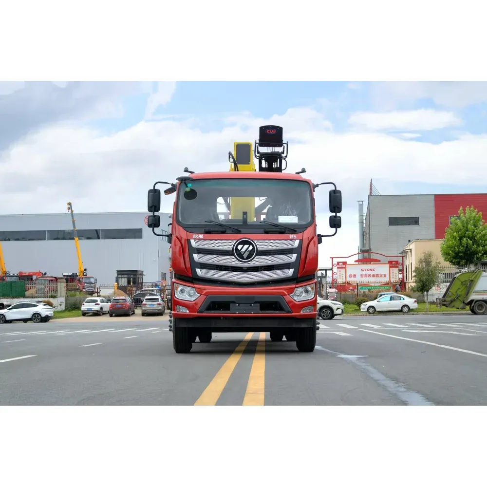 Truck-mounted crane on Foton 4x2, 8T — photo 2 of 6