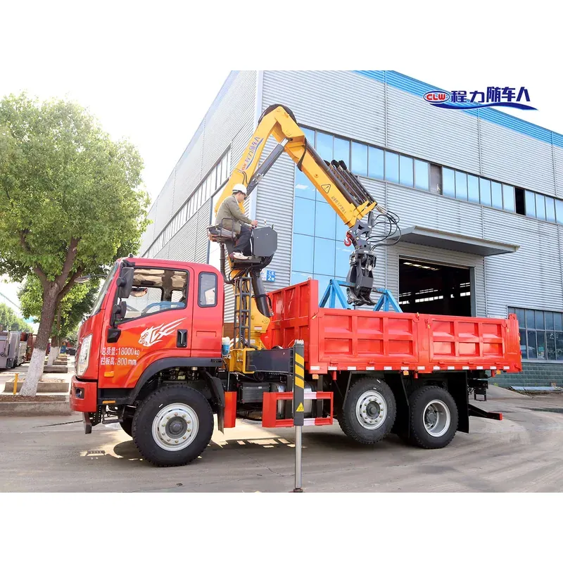 Truck-Mounted Scrap Grab with Lifting Axle on SINOTRUK Wangpai — 6.3 t — photo 4