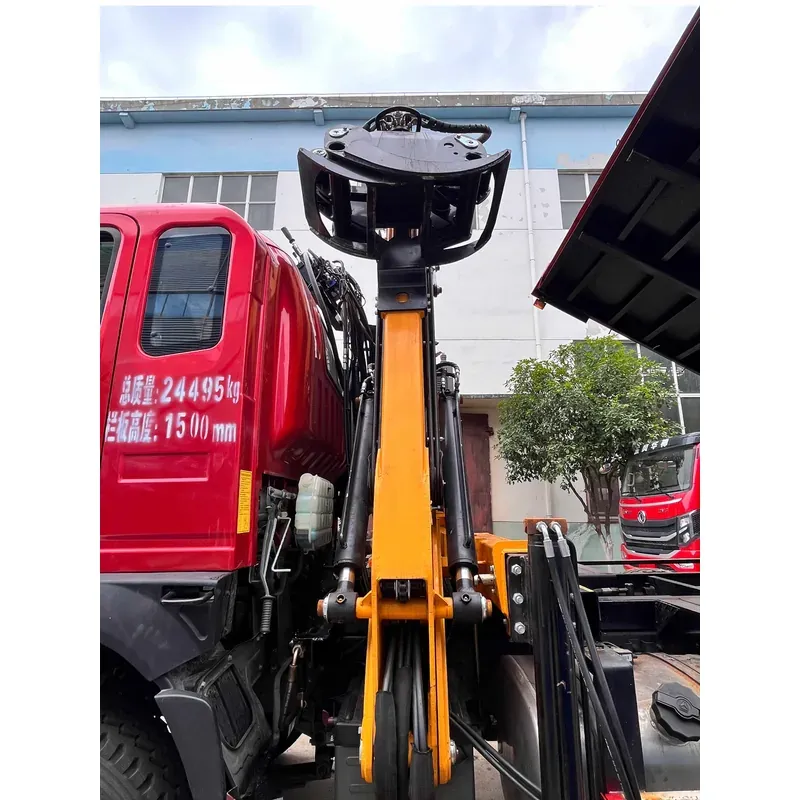 Truck-Mounted Log Grab with Lifting Axle on SINOTRUK Wangpai — 4 t Folding Boom — photo 4