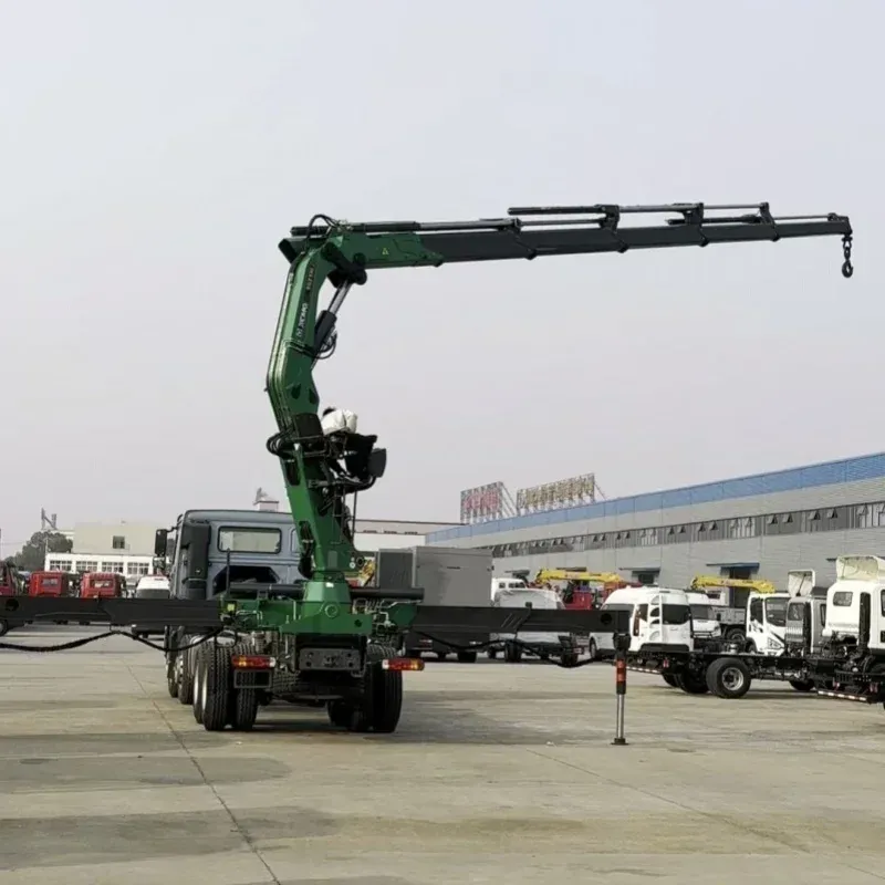 Truck-mounted crane on CLW chassis, 16T — photo 6 of 6