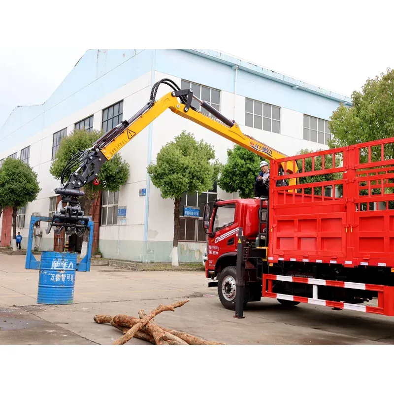 Truck-Mounted Log Grab on Dongfeng Huashen DV3 — 7.5 m Boom, 4+3 Grab — photo 4