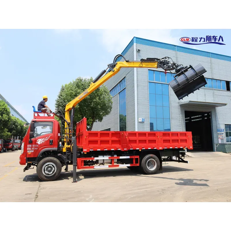 Truck-Mounted Log Grab 4x4 on SINOTRUK Wangpai — 7.5 m Boom, 4+3 Clamshell Grab — photo 5