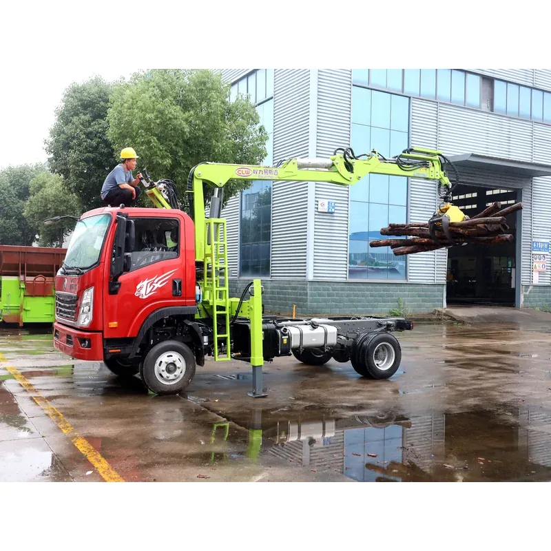 Truck-Mounted Log Grab on SINOTRUK Wangpai — 7.8 m Boom — photo 5