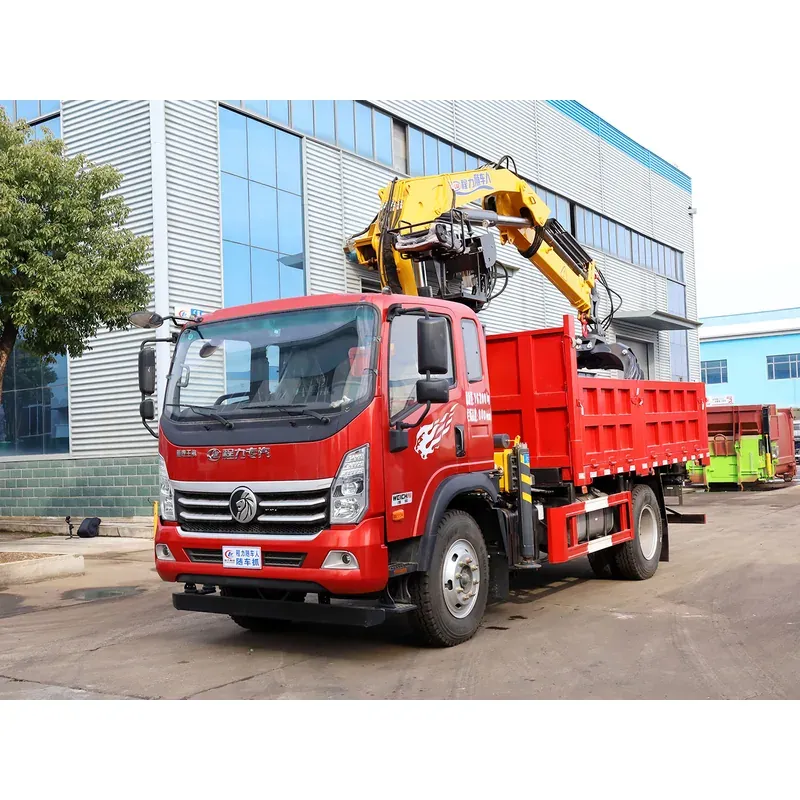 Truck-Mounted Grab on SINOTRUK Wangpai — 6.3 t, 8.2 m Boom, 3+2 Grab, Winch — main view