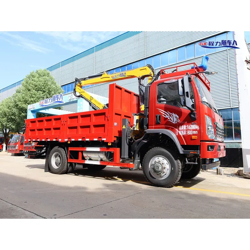 Truck-Mounted Log Grab 4x4 on SINOTRUK Wangpai — 7.5 m Boom, 3+2 Grab — photo 3