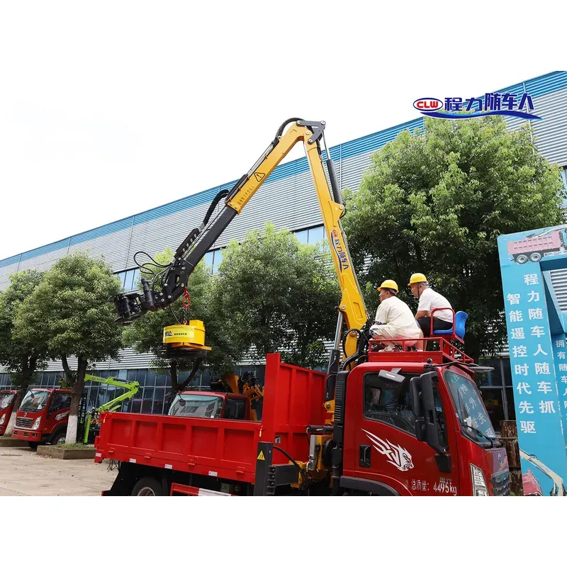 Truck-Mounted Log Grab with Magnet on SINOTRUK Wangpai — 7.5 m, 3+2 Grab — photo 5