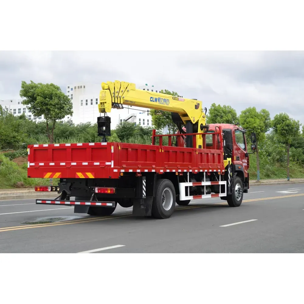 Truck-mounted crane on Foton 4x2, 8T — photo 6 of 6