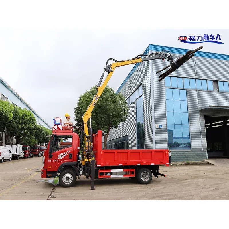 Truck-Mounted Log Grab on SINOTRUK Wangpai — 7.5 m Boom, 3+2 Rigid-Linked — photo 5