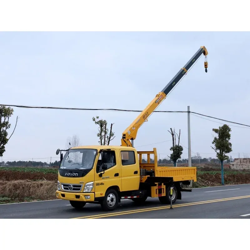 Truck-mounted crane on CLW chassis, 4T — photo 4 of 6