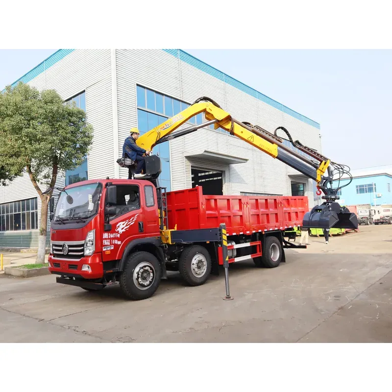 Truck-Mounted Grab on SINOTRUK Wangpai 6x2 — 6.3 t, 3+2 Clamshell Grab — photo 3