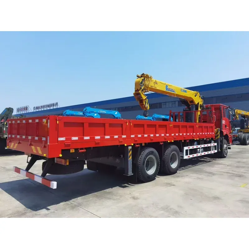 Truck-mounted crane on SHACMAN Delong M3000, 12T — photo 6