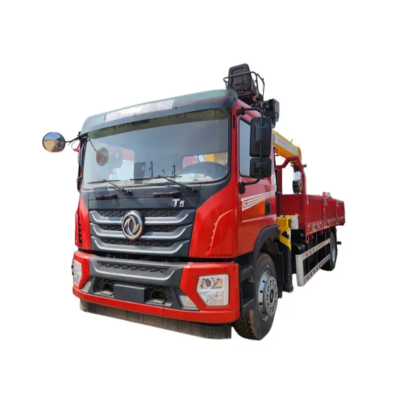 Truck-mounted crane on CLW chassis, 8T — photo 1 of 6