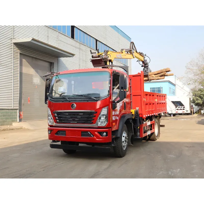 Truck-Mounted Log Grab on SINOTRUK Wangpai — 6.8 m Boom, Rigid-Linked — main view