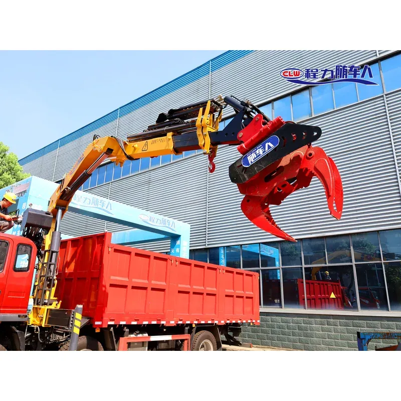 Truck-Mounted Scrap Grab on SINOTRUK Wangpai 6x2 — 6.3 t, Grapple Saw — photo 2