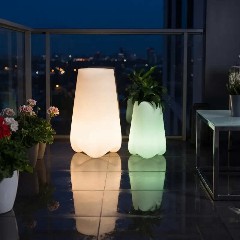 lighted planter pots