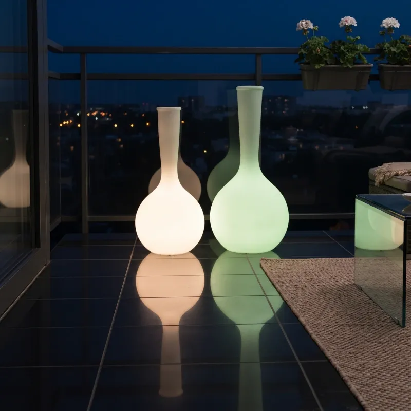 solar light planters