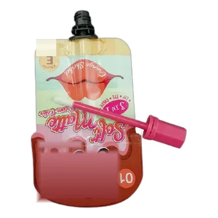 Squeeze-pouch cream color for lips, eyes and cheeks in soft matte finish