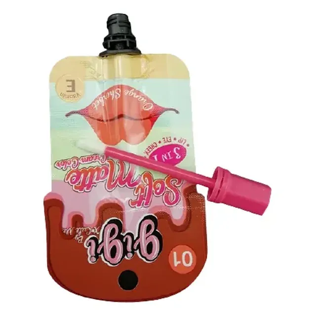 Squeeze-pouch cream color for lips, eyes and cheeks in soft matte finish
