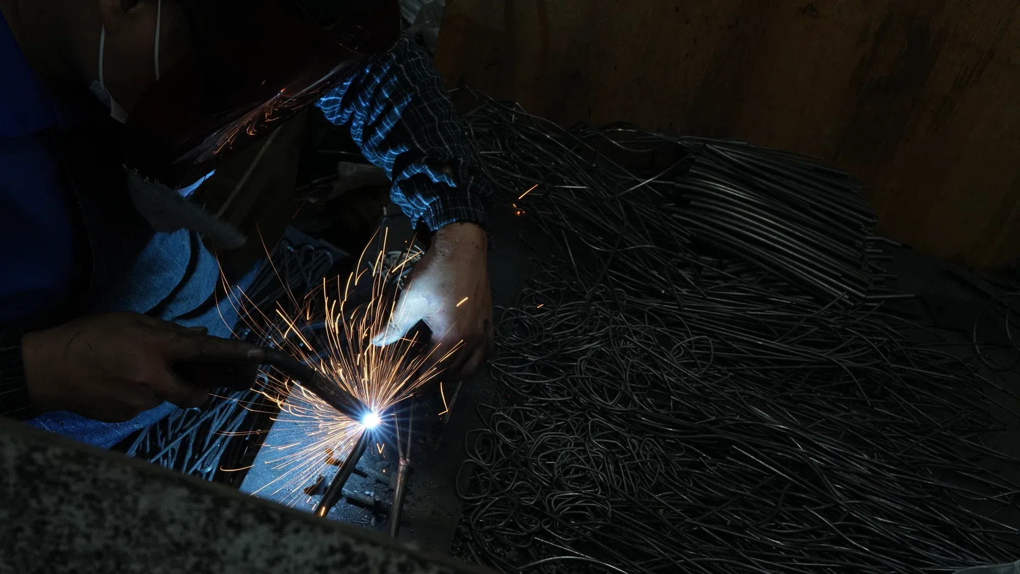 industrial-wall-decor-welding-01