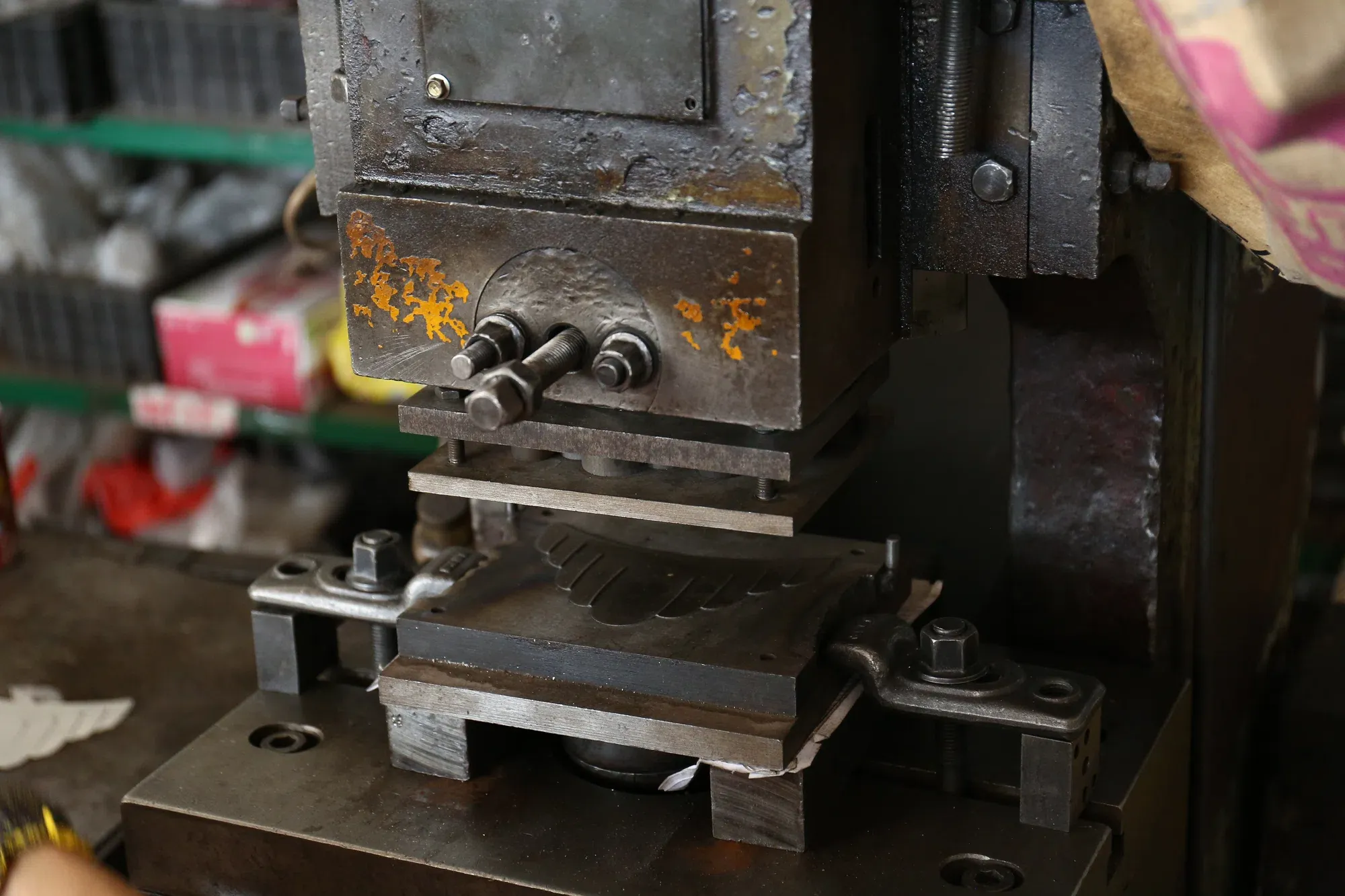 industrial-art-wall-metal-stamping-01