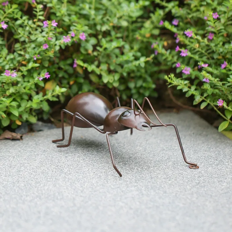 large-metal-ant-garden-statue-a314l