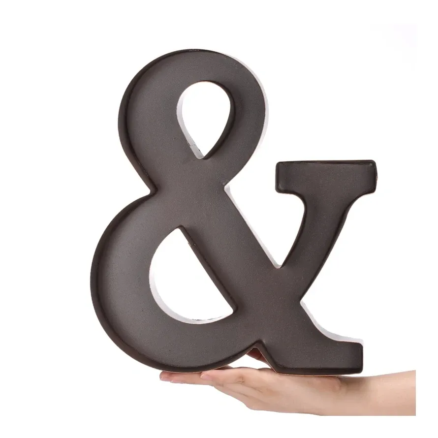ampersand-metal-wine-cork-holder-a334-10