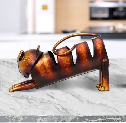 lying-cat-metal-wine-bottle-holder-a343