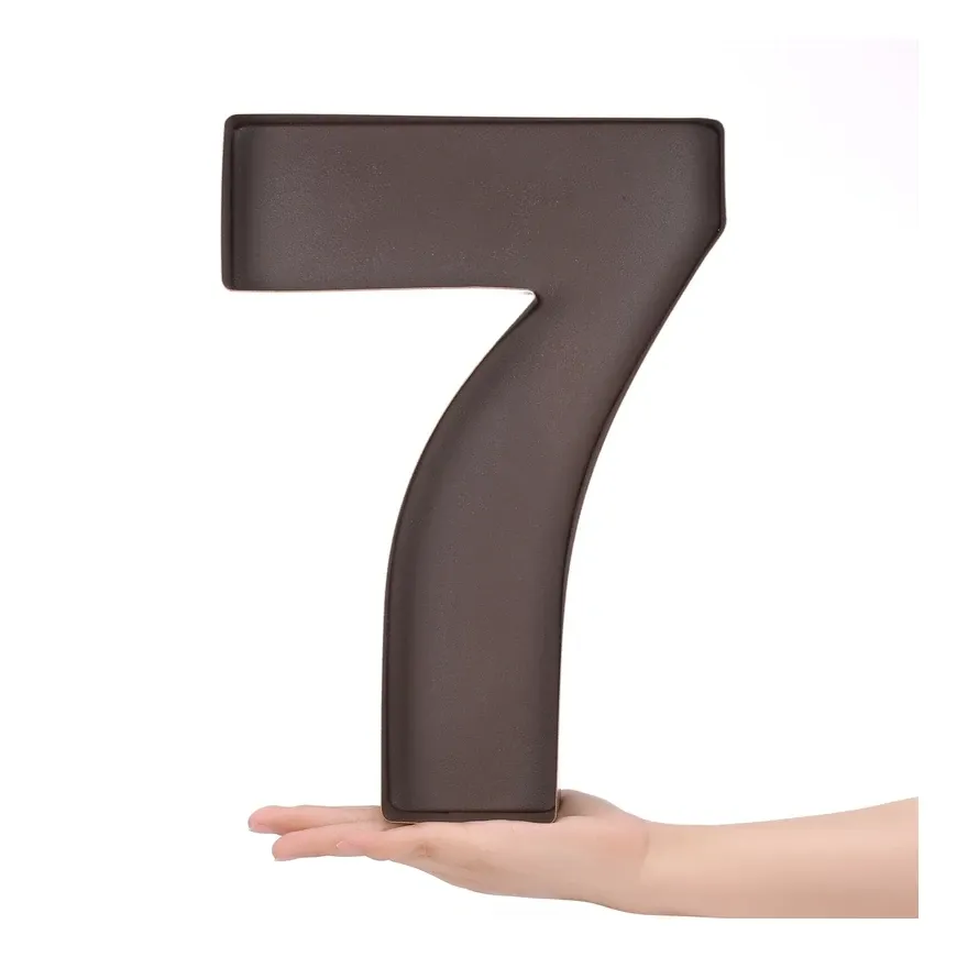 number-7-metal-wine-cork-holder-a334-7